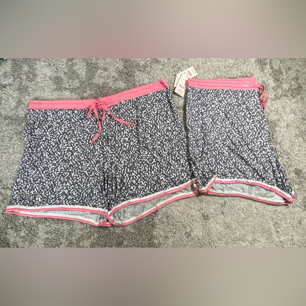 2 Secret Treasures Pink and Black Pajama Shorts Set